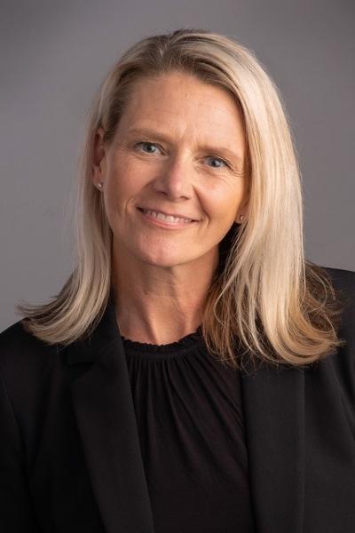 Angela Hop